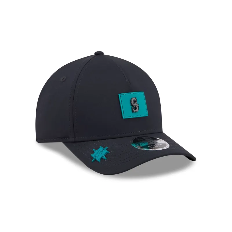 Seattle Mariners 2026 Clubhouse 9FORTY M-Crown A-Frame Snapback Hat sold by New Era