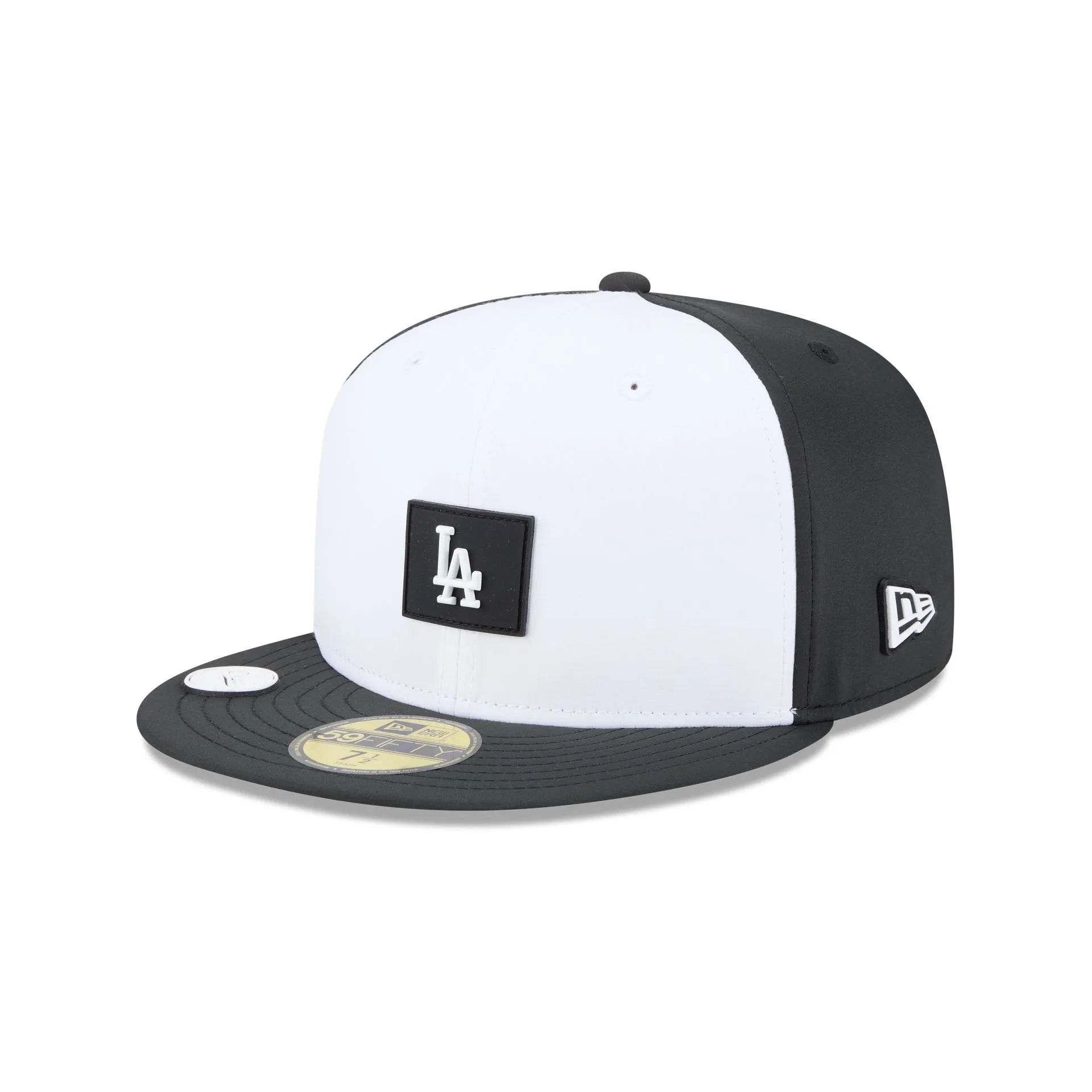 Los Angeles Dodgers 2026 Clubhouse Black & White 59FIFTY Fitted Hat sold by New Era product image thumbnail 3