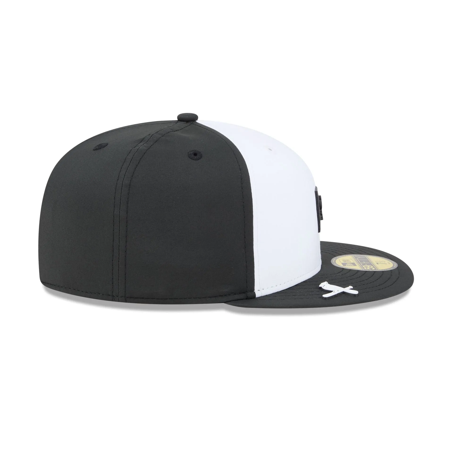 St. Louis Cardinals 2026 Clubhouse Black & White 59FIFTY Fitted Hat sold by New Era product image thumbnail 4