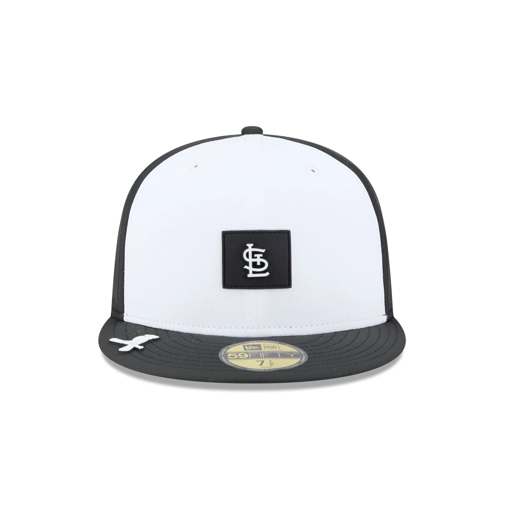 St. Louis Cardinals 2026 Clubhouse Black & White 59FIFTY Fitted Hat sold by New Era product image thumbnail 2