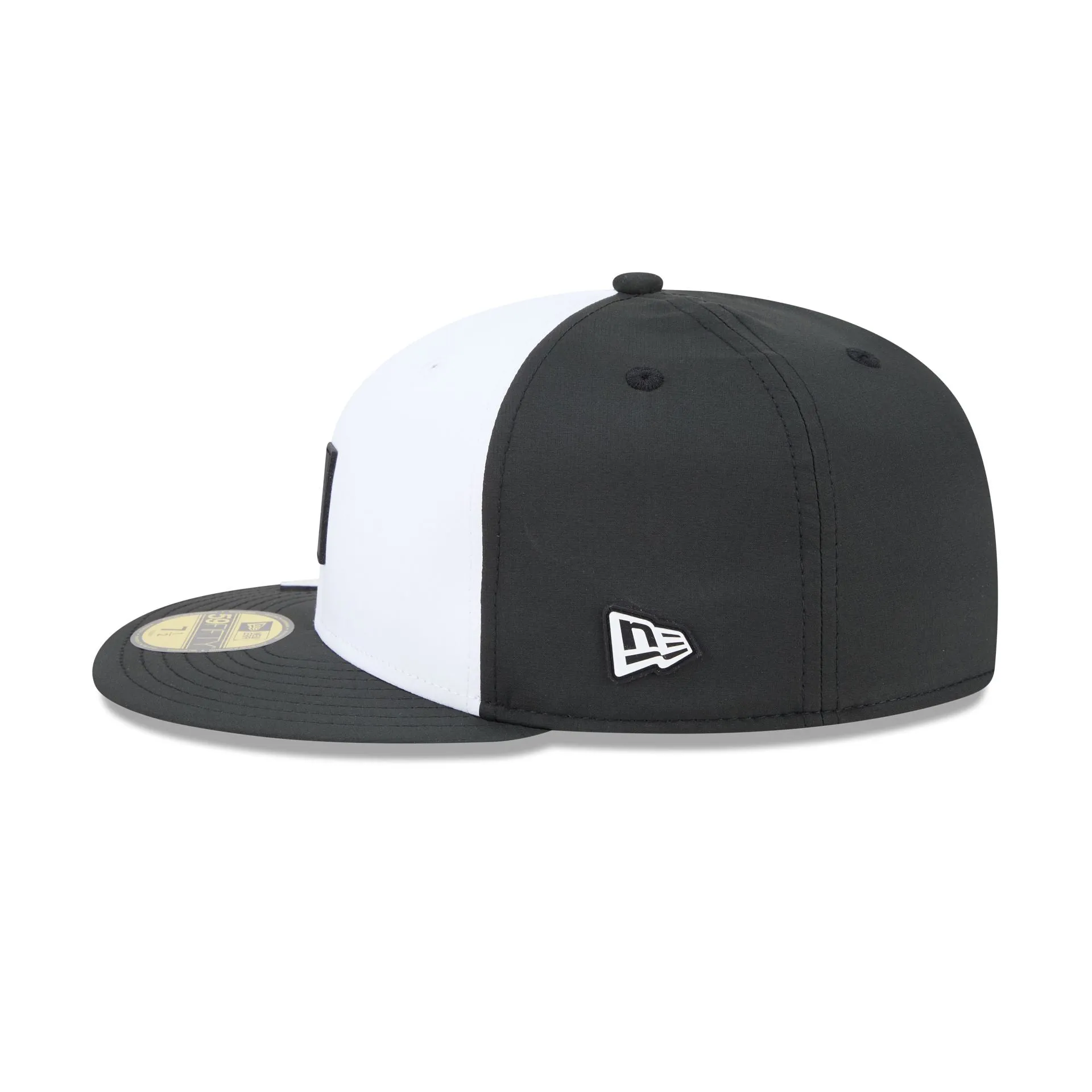 Arizona Diamondbacks 2026 Clubhouse Black & White 59FIFTY Fitted Hat sold by New Era product image thumbnail 5