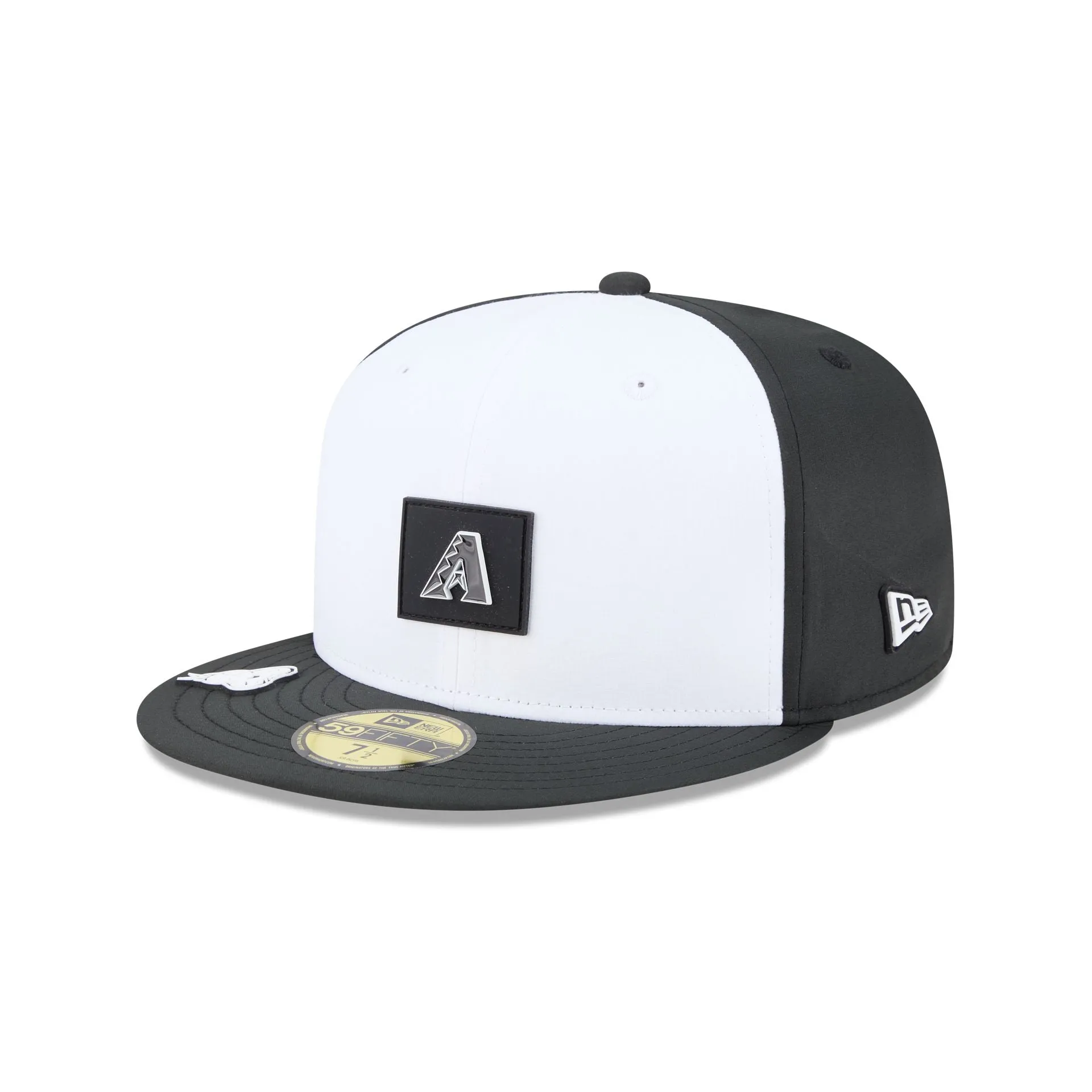 Arizona Diamondbacks 2026 Clubhouse Black & White 59FIFTY Fitted Hat sold by New Era product image thumbnail 3