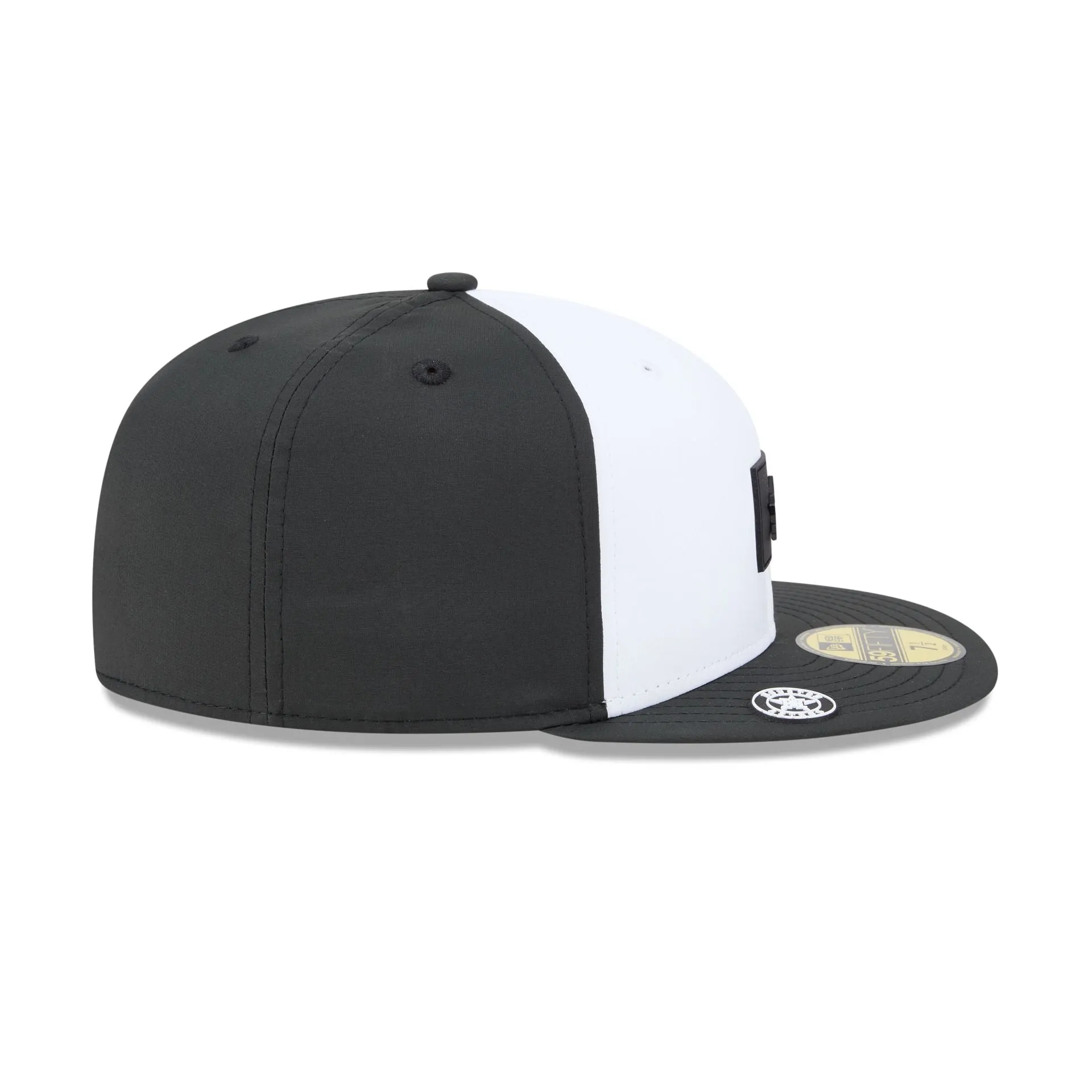 Houston Astros 2026 Clubhouse Black & White 59FIFTY Fitted Hat sold by New Era product image thumbnail 4