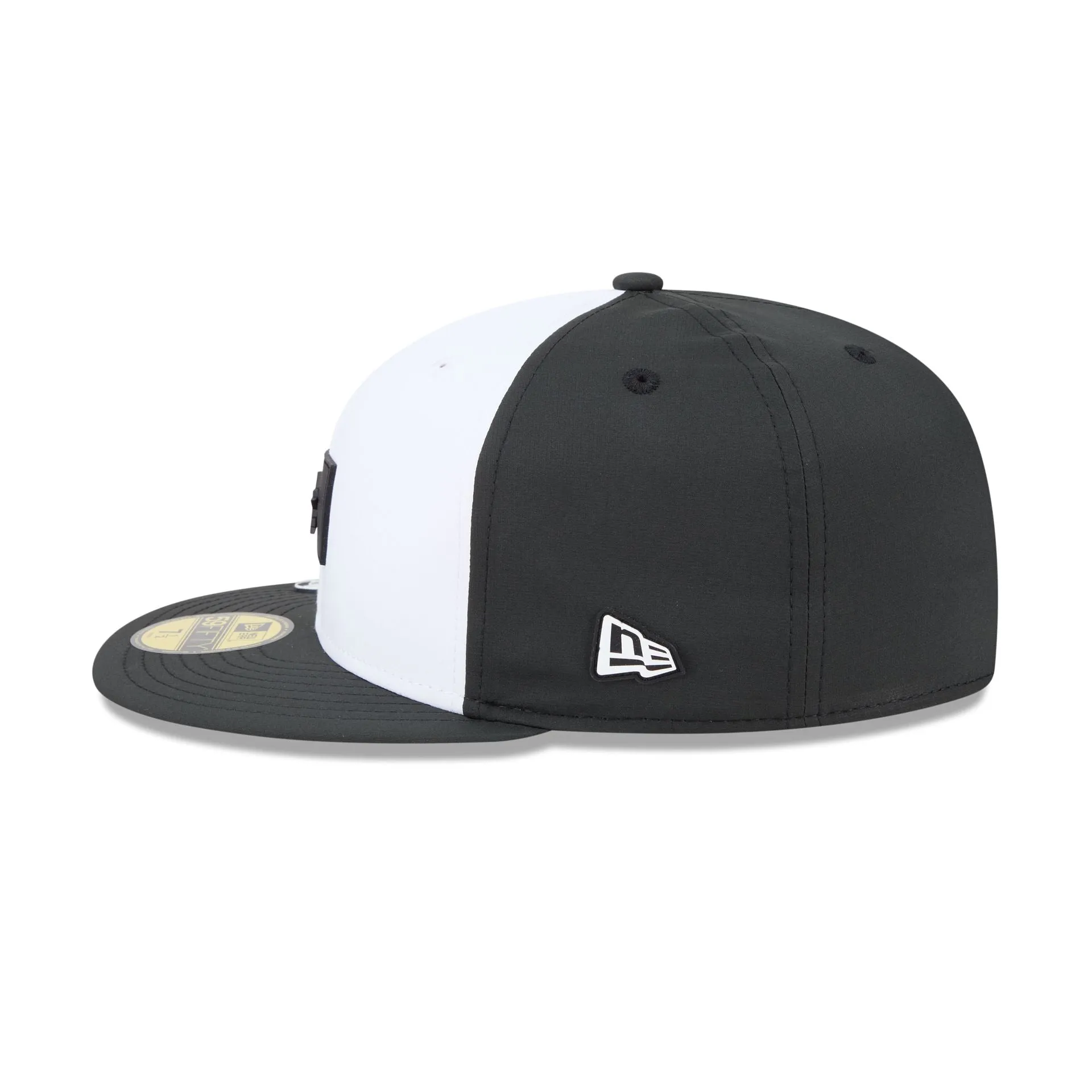 Houston Astros 2026 Clubhouse Black & White 59FIFTY Fitted Hat sold by New Era product image thumbnail 5