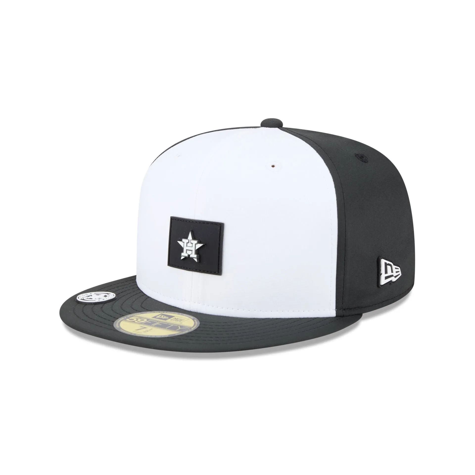 Houston Astros 2026 Clubhouse Black & White 59FIFTY Fitted Hat sold by New Era product image thumbnail 3