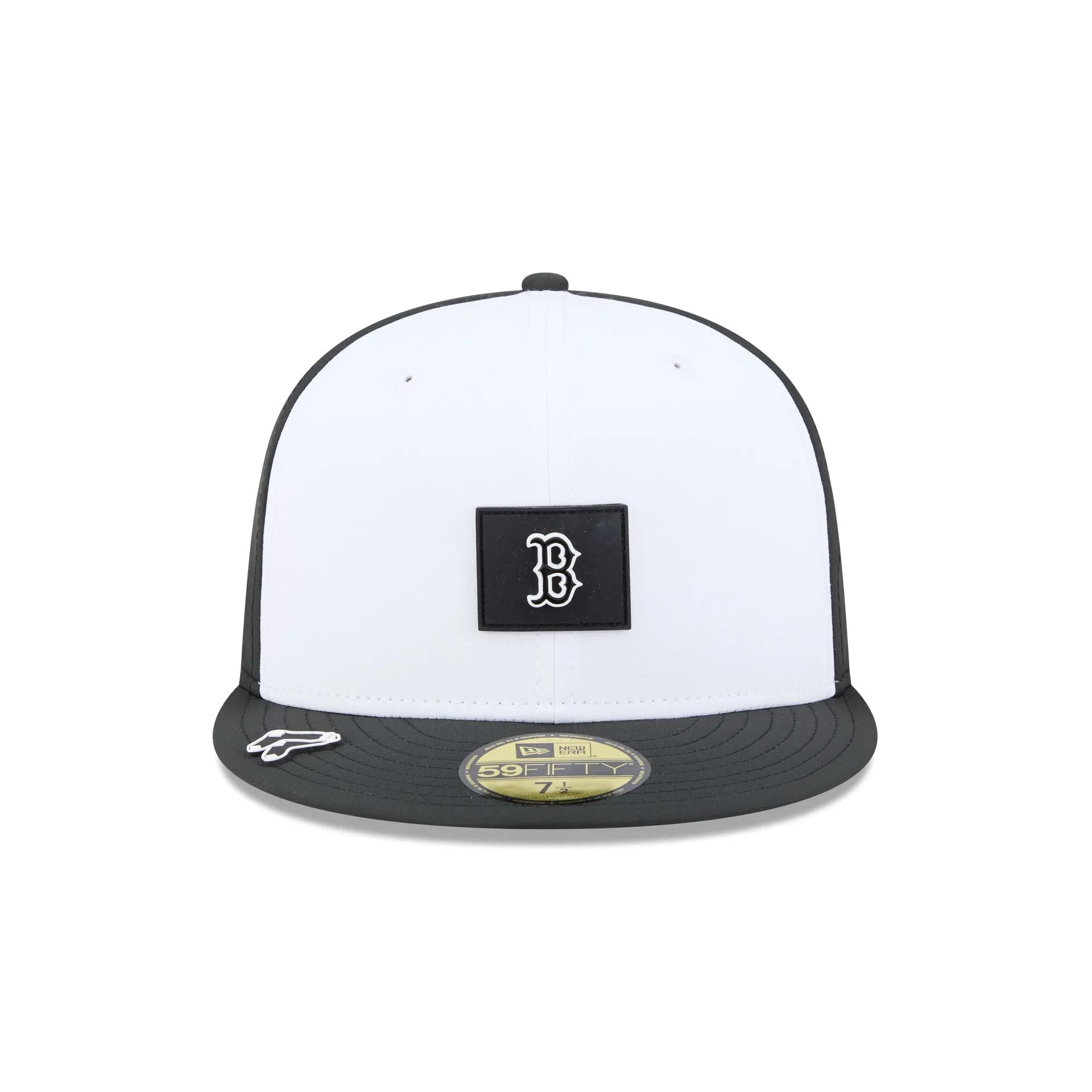 Boston Red Sox 2026 Clubhouse Black & White 59FIFTY Fitted Hat sold by New Era product image thumbnail 2