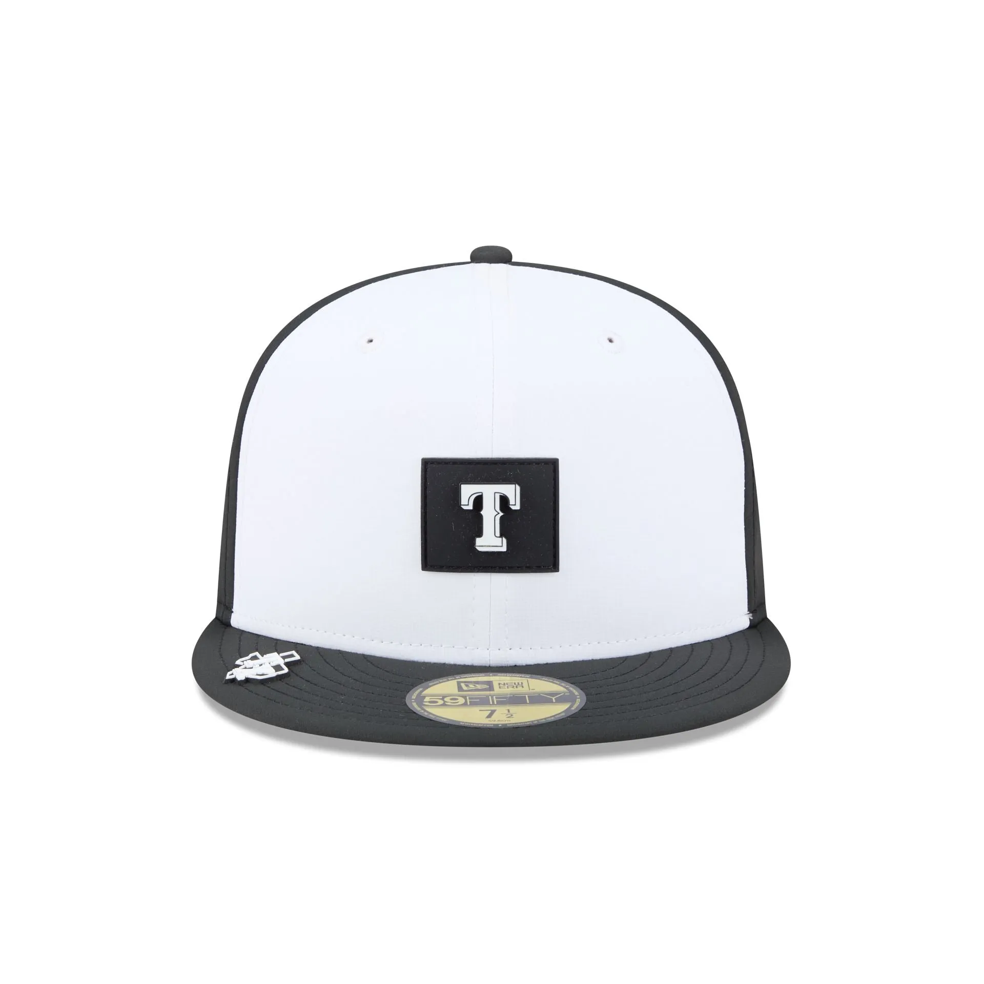 Texas Rangers 2026 Clubhouse Black & White 59FIFTY Fitted Hat sold by New Era product image thumbnail 2