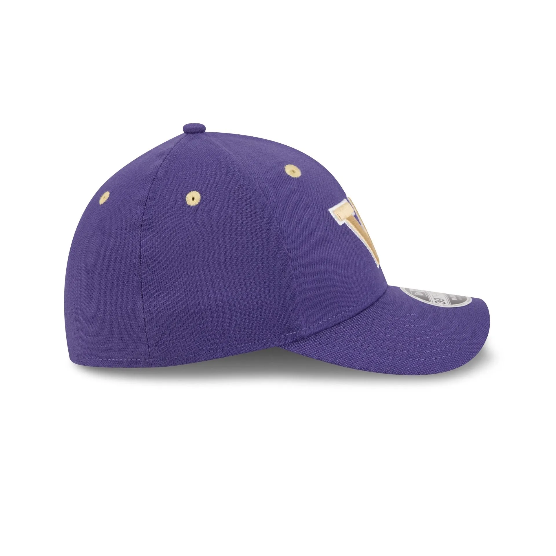 New Era x adidas Washington Huskies Purple 39THIRTY M-Crown Stretch Fit Hat sold by New Era product image thumbnail 5
