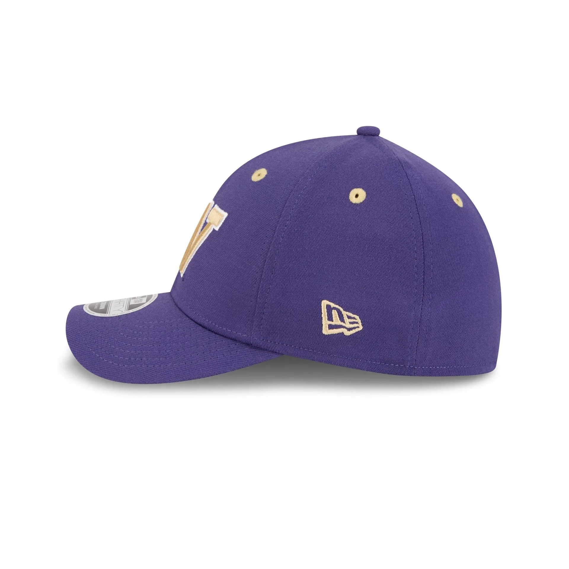 New Era x adidas Washington Huskies Purple 39THIRTY M-Crown Stretch Fit Hat sold by New Era product image thumbnail 4