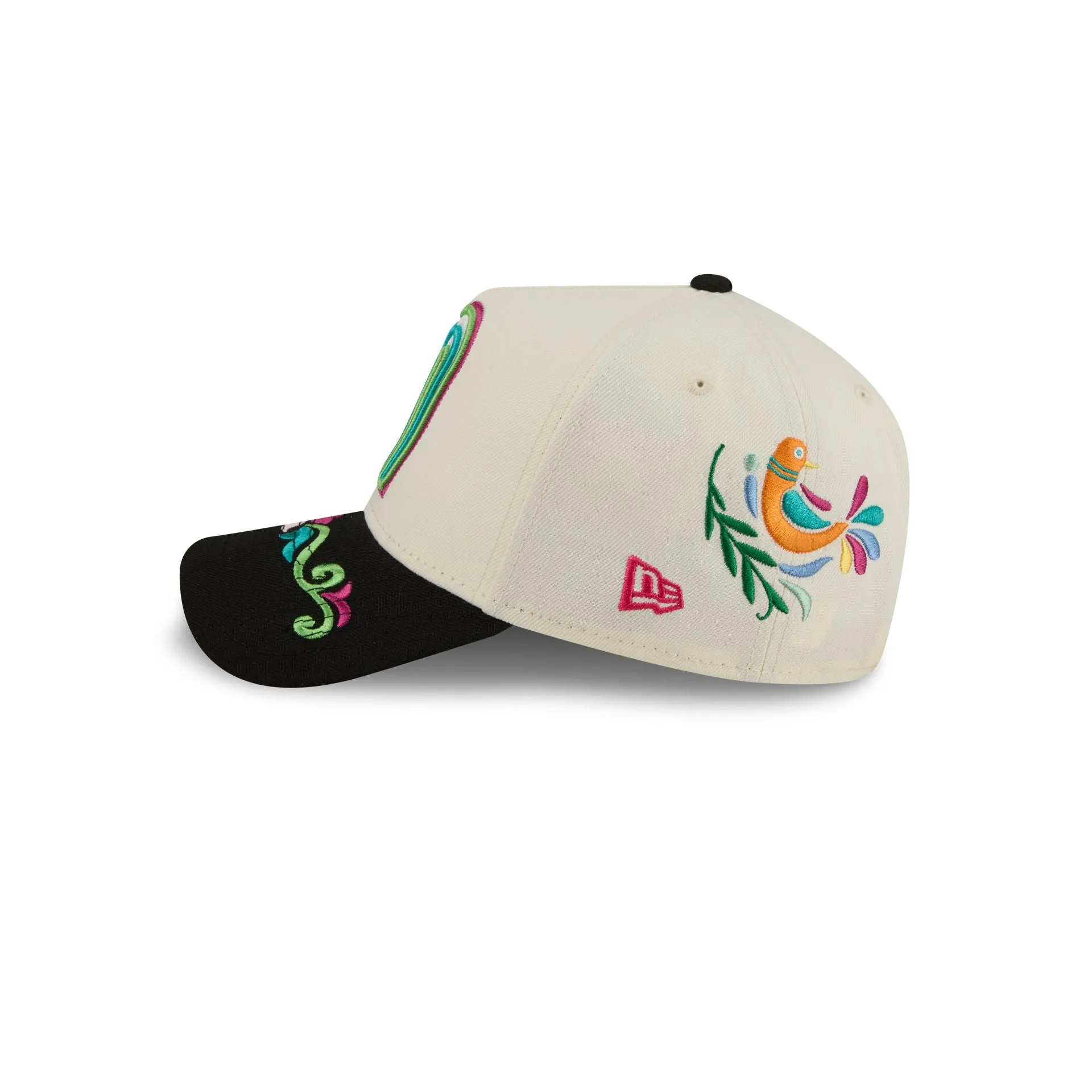 Mexico Latin Embroidery Chrome 9FORTY A-Frame Snapback Hat sold by New Era product image thumbnail 4