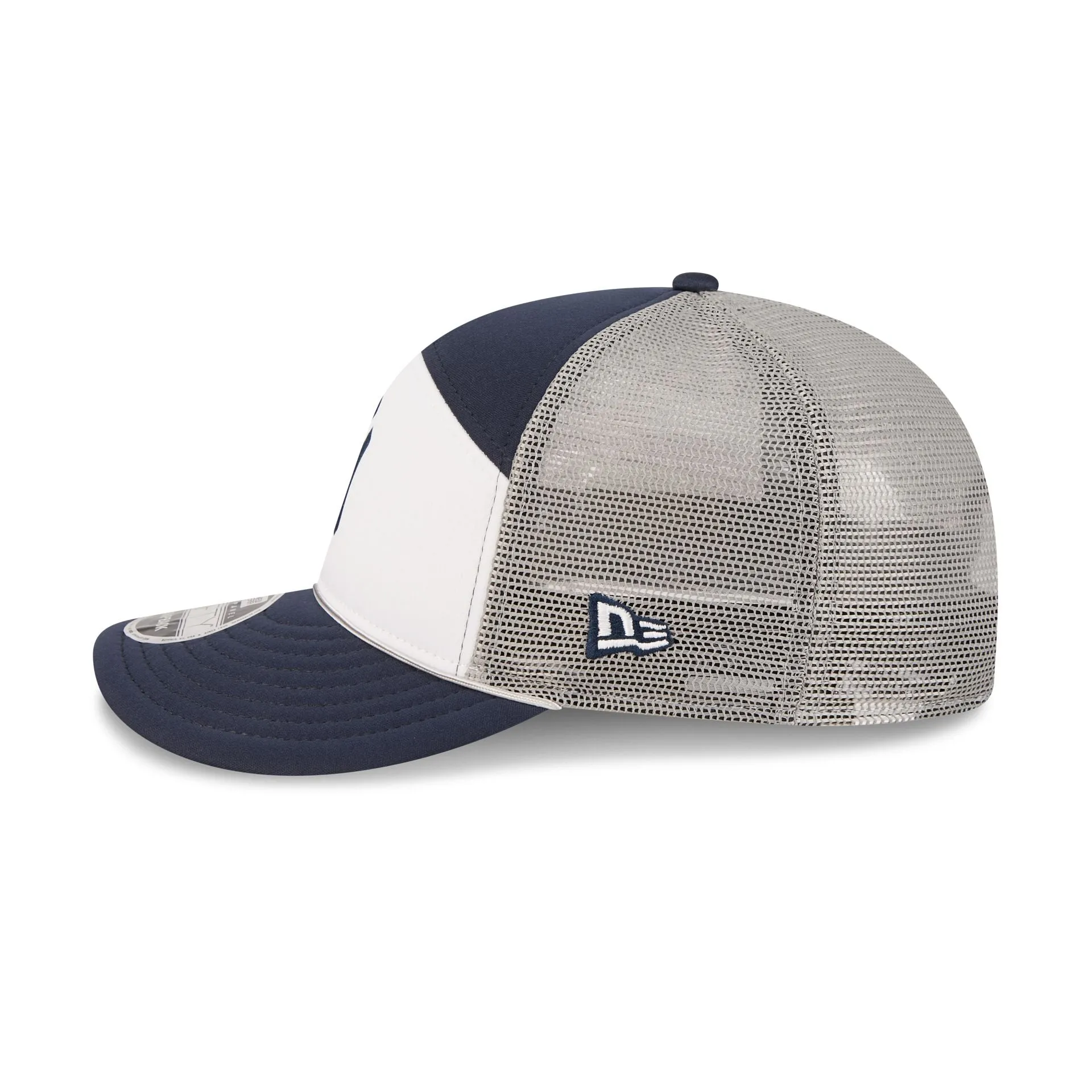 New York Yankees Blocked Split Panel 9FIFTY Trucker Hat sold by New Era product image thumbnail 4