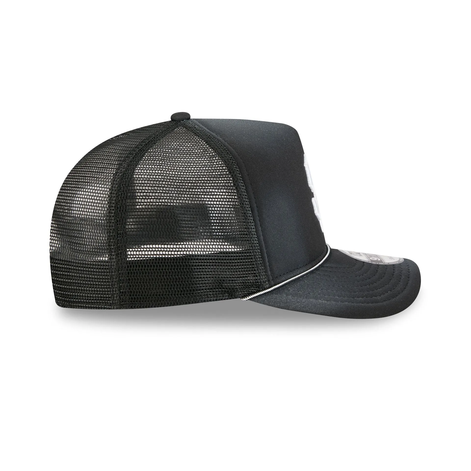 San Francisco Giants Washed Black 9FIFTY A-Frame Trucker Hat sold by New Era product image thumbnail 5