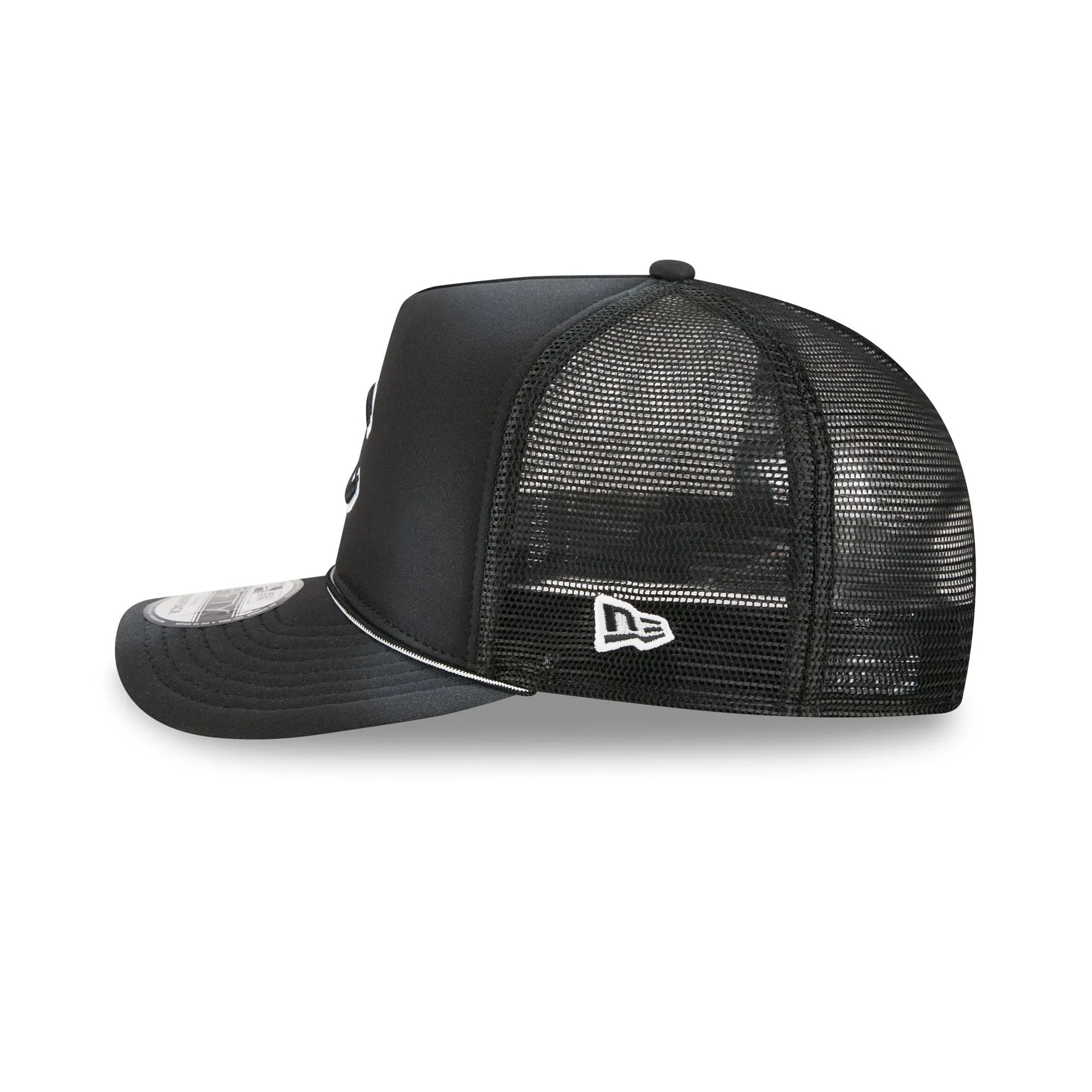 Chicago Cubs Washed Black 9FIFTY A-Frame Trucker Hat sold by New Era product image thumbnail 4