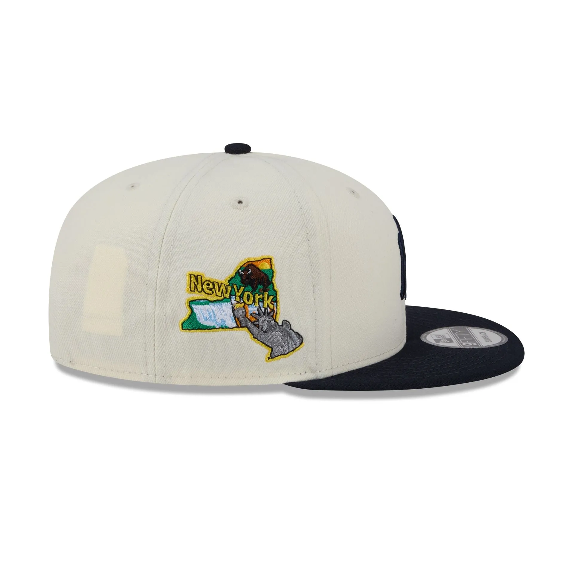 New York Yankees Localized 9FIFTY Snapback Hat sold by New Era product image thumbnail 4