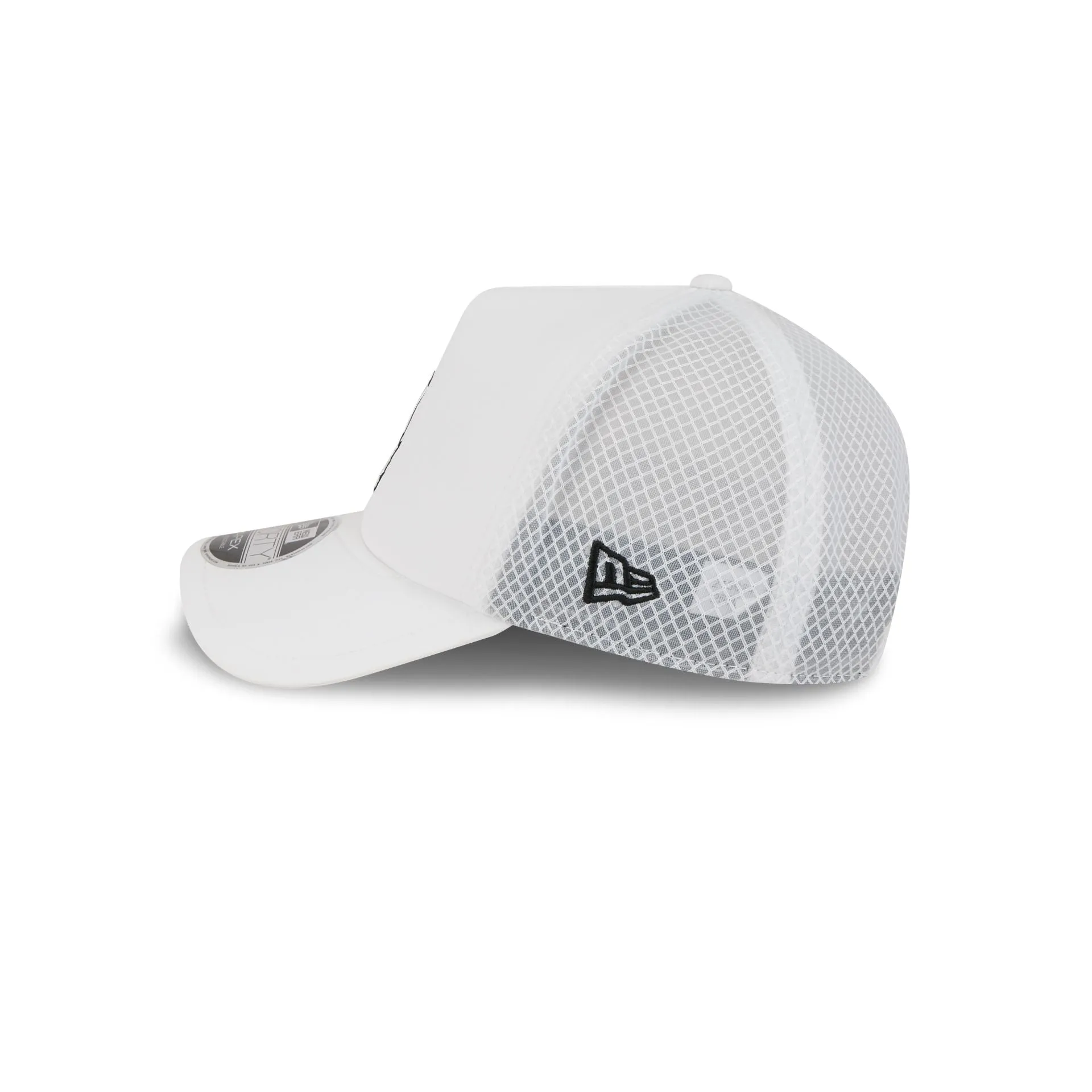 Chicago White Sox 2026 Batting Practice White 9FORTY APEX Trucker Hat sold by New Era product image thumbnail 4