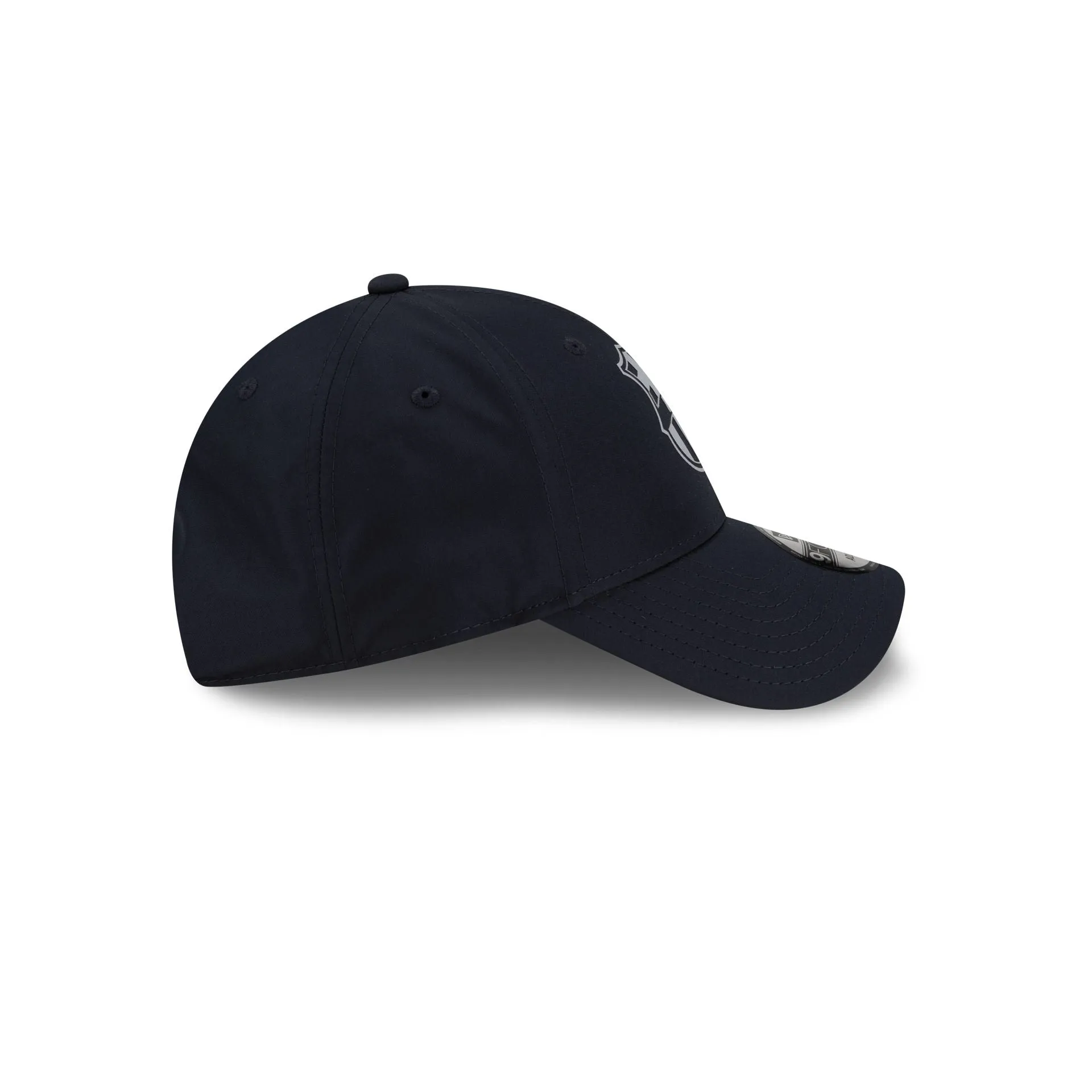 FC Barcelona Reflective Logo Navy 9FORTY Adjustable Hat sold by New Era product image thumbnail 5