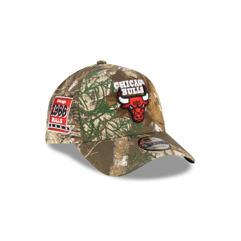 Chicago Bulls 1966-Present Hardwood Classics Realtree 9FORTY A-Frame Snapback Hat made by New Era