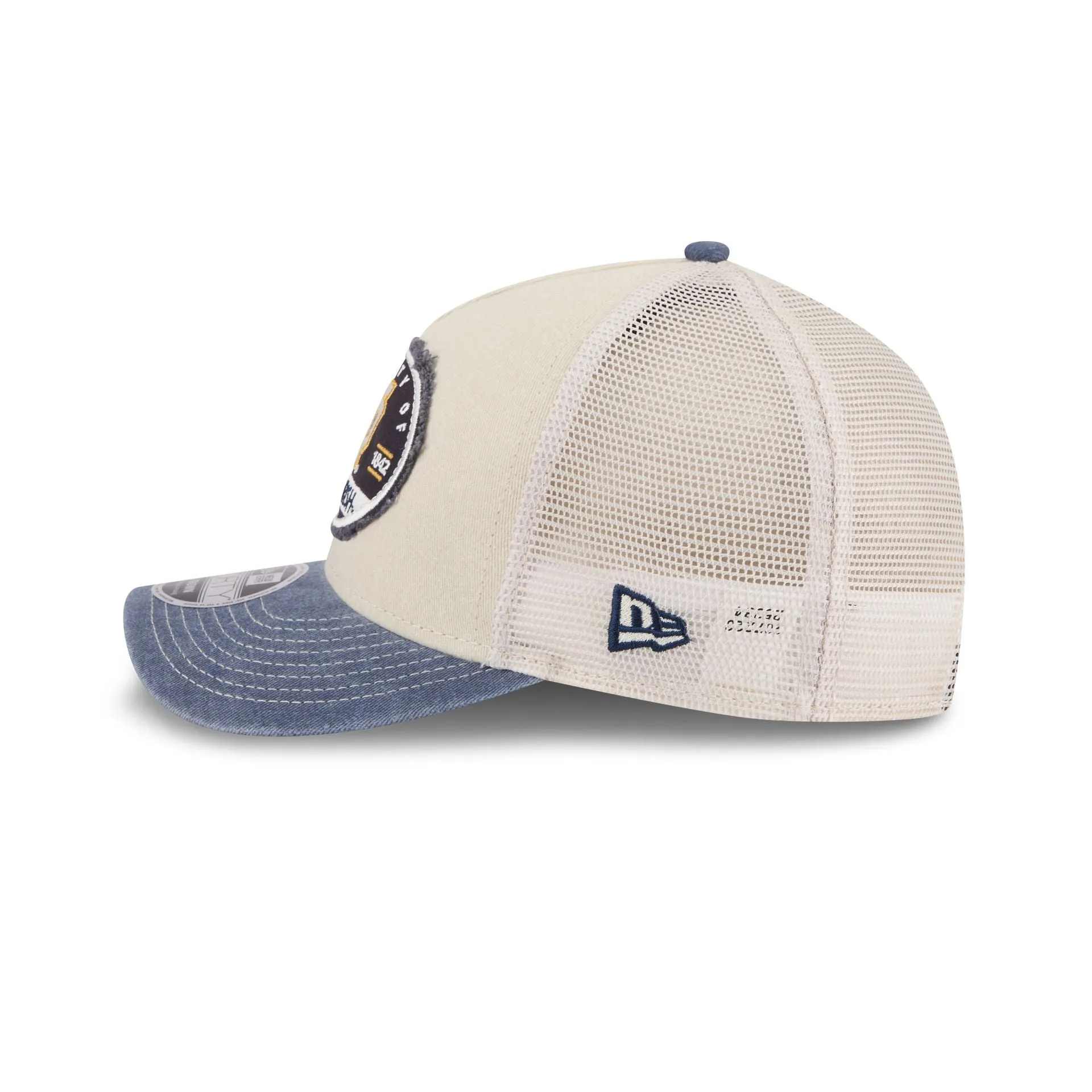 Notre Dame Fighting Irish Frayed 9FORTY M-Crown A-Frame Trucker Hat sold by New Era product image thumbnail 4