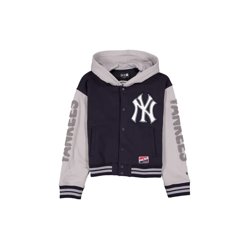 New York Yankees Throwback Laurel Women's Jacket made by New Era