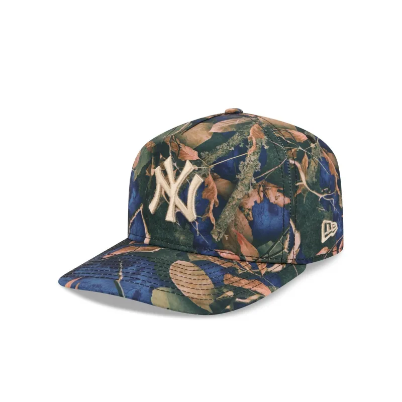 New York Yankees Leaves 19TWENTY Adjustable Hat made by New Era