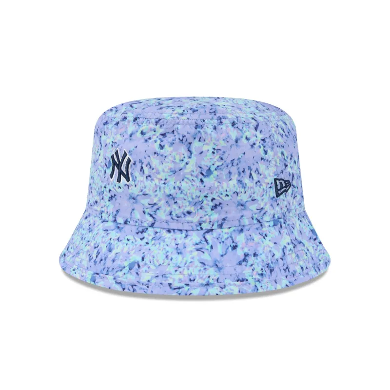 New York Yankees Blue Print Bucket Hat sold by New Era