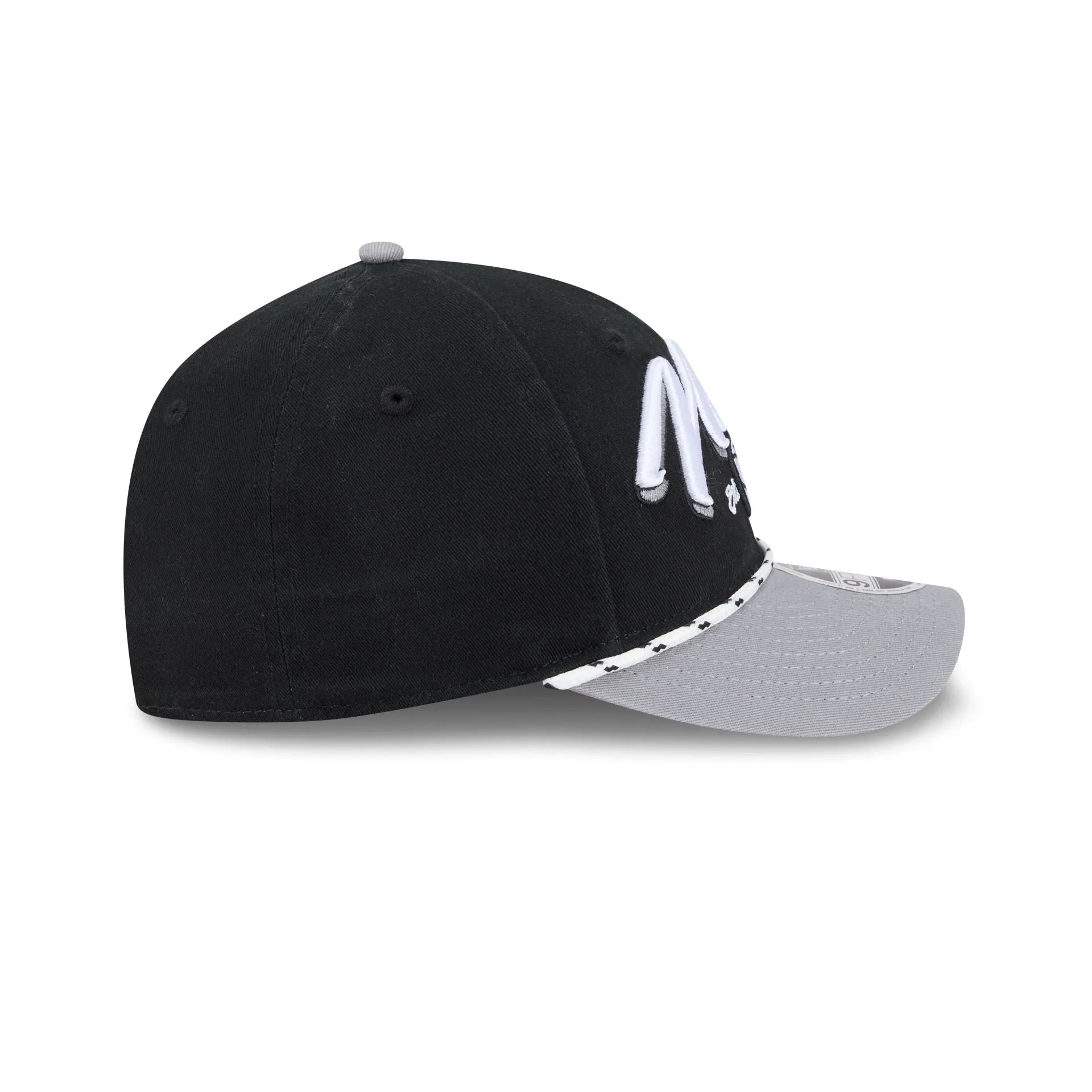 Brooklyn Nets Team Loyal 9FORTY M-Crown Snapback Hat sold by New Era product image thumbnail 5