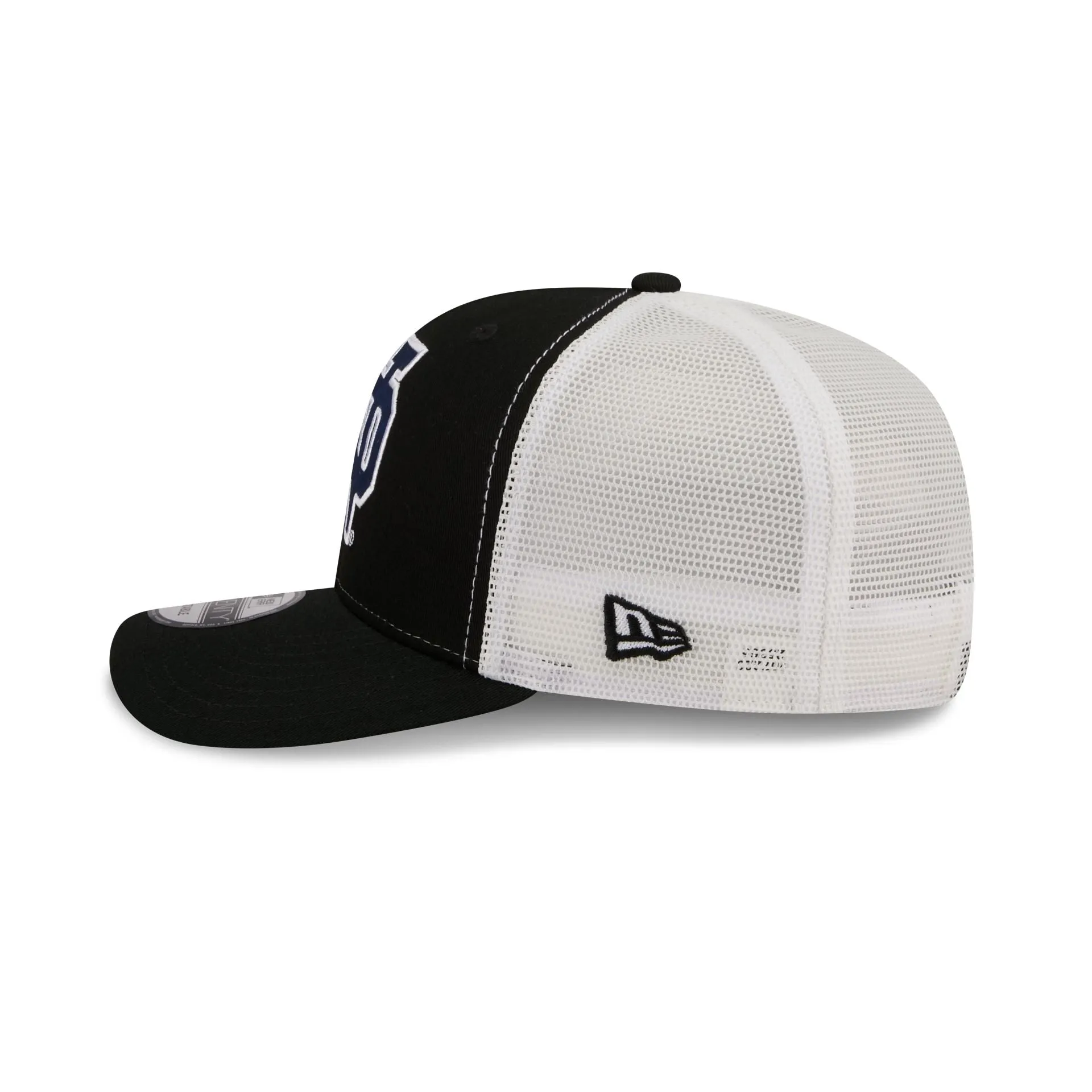 Notre Dame Fighting Irish Collegiate Black 9SEVENTY Trucker Hat sold by New Era product image thumbnail 4