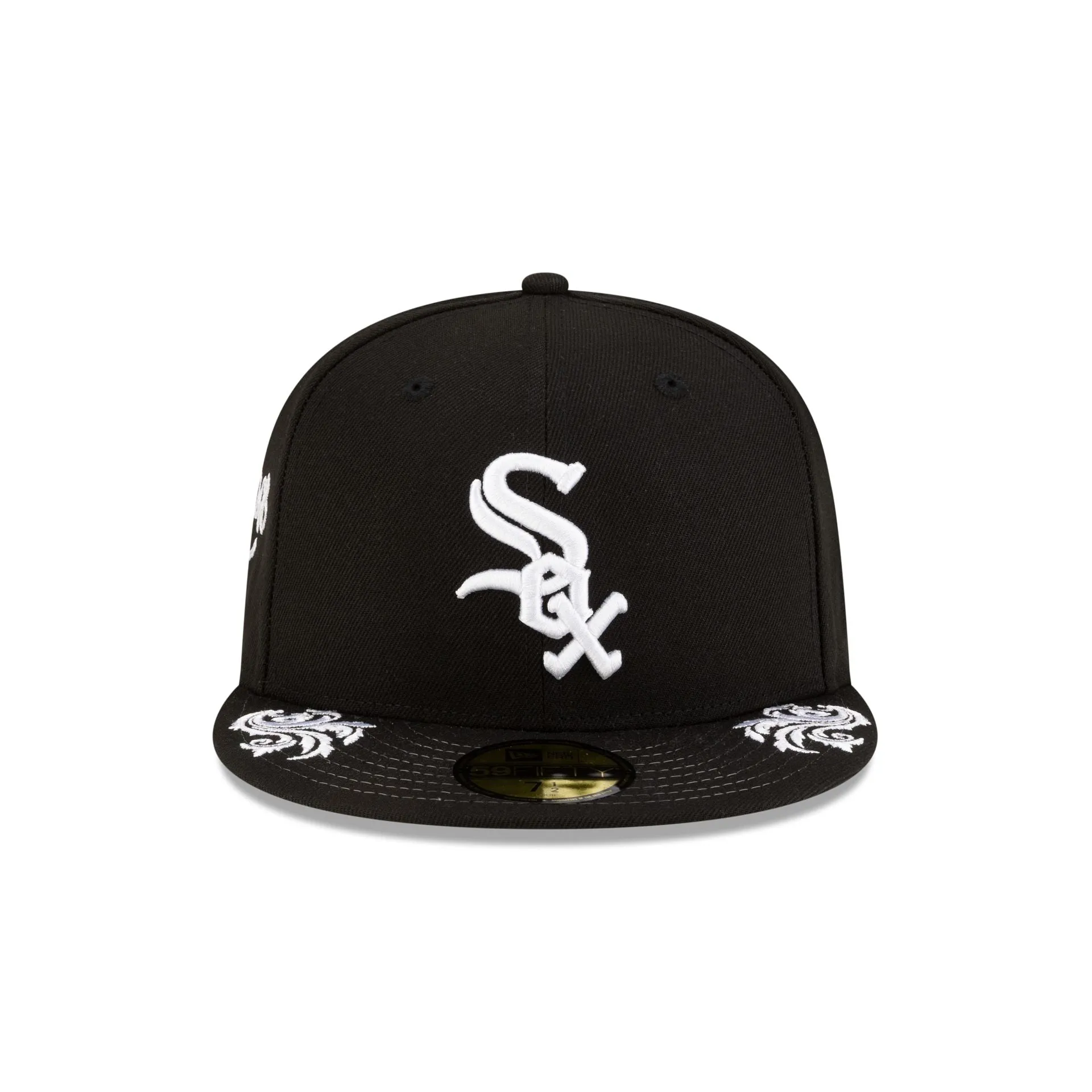Chicago White Sox Script Black and White 59FIFTY Fitted Hat sold by New Era product image thumbnail 2