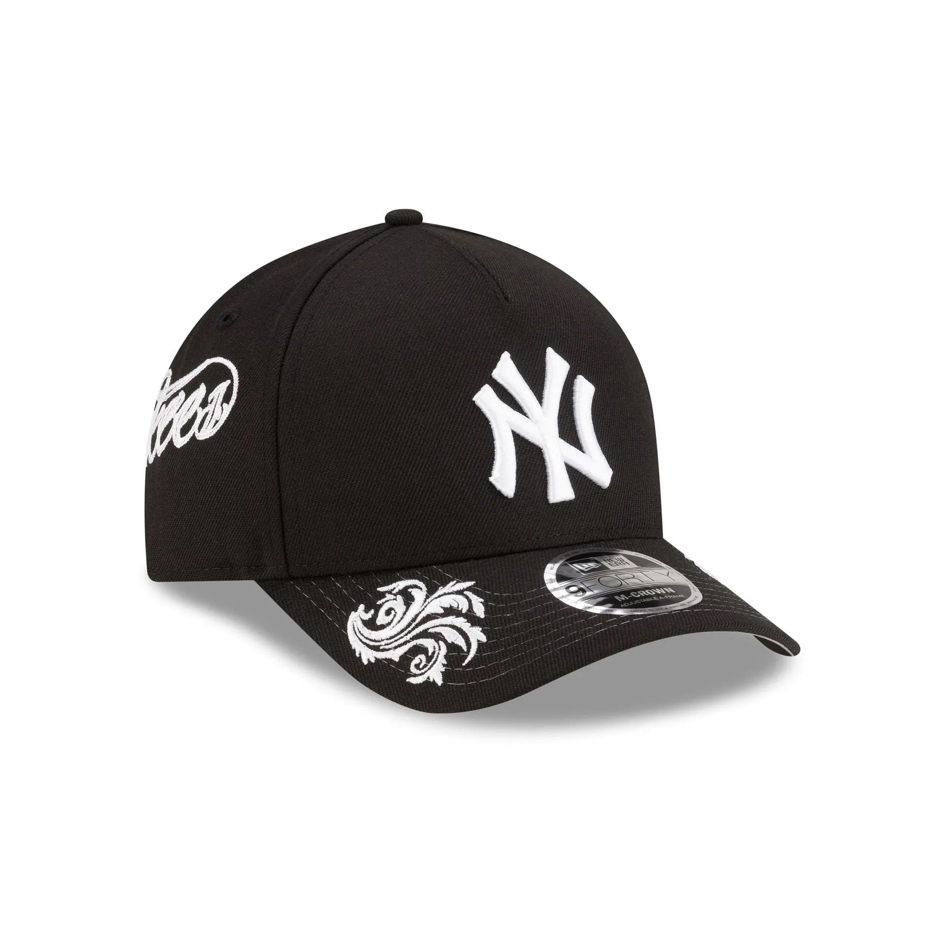 New York Yankees Script Black and White 9FORTY M-Crown A-Frame Snapback Hat sold by New Era