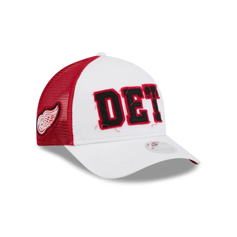 Detroit Red Wings Optic White Felt Logo Women's 9FORTY M-Crown A-Frame Trucker Hat made by New Era