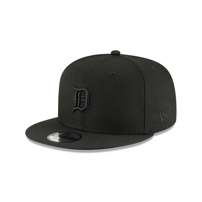 Detroit Tigers Basic All Black 9FIFTY Snapback Hat made by New Era