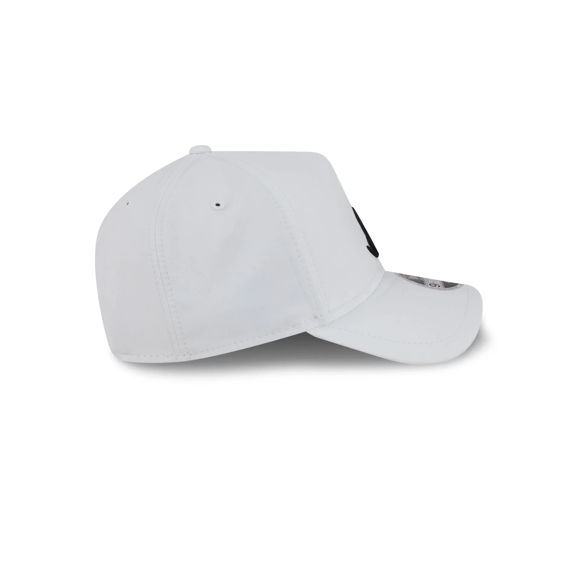 Atlanta Braves White 9FORTY APEX Snapback Hat sold by New Era product image thumbnail 5
