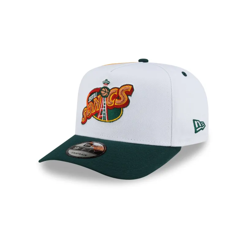 Seattle Supersonics Hardwood Classics 90s Panel 9FIFTY A-Frame Snapback Hat made by New Era