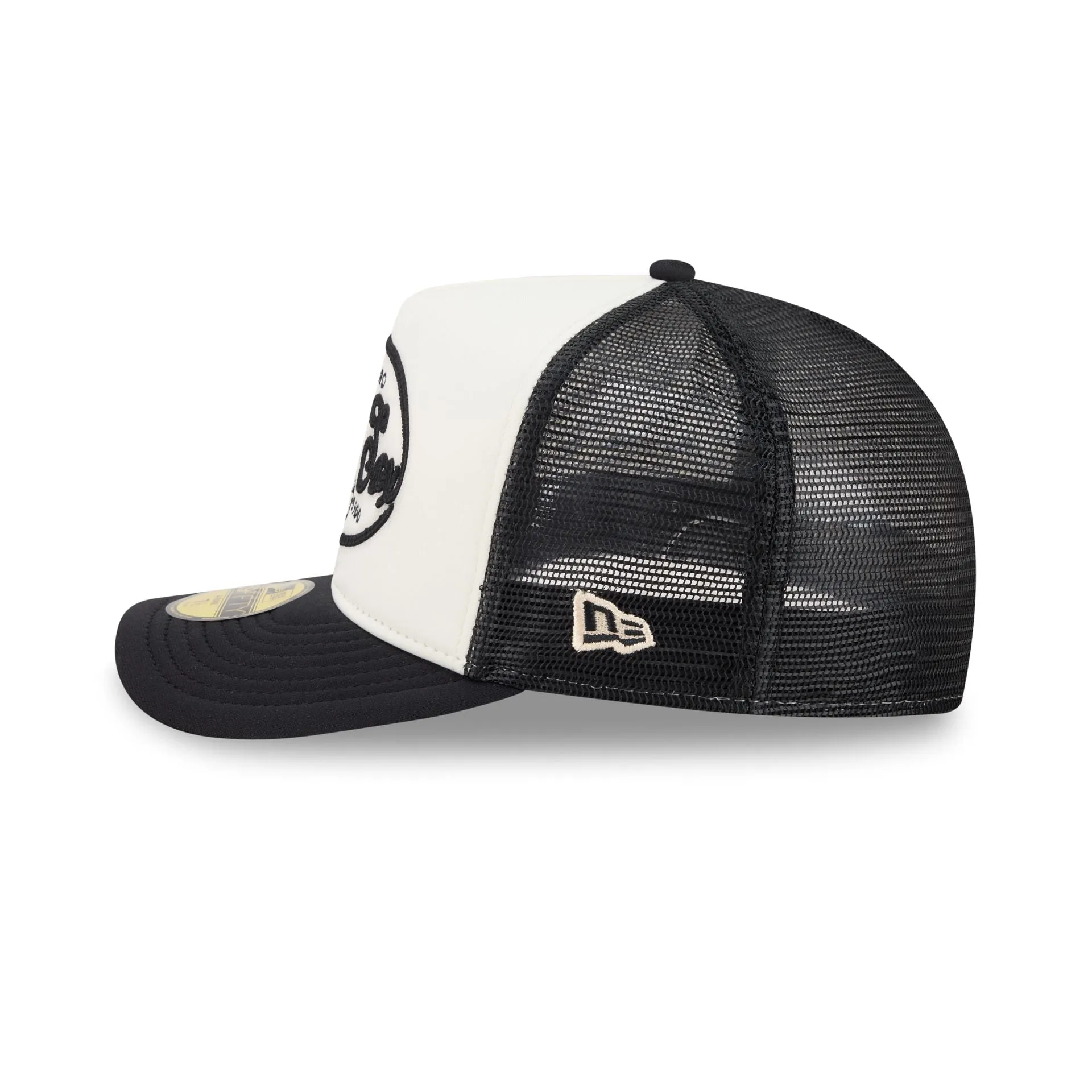 Chicago White Sox Chrome 59FIFTY Fitted Trucker Hat sold by New Era product image thumbnail 4