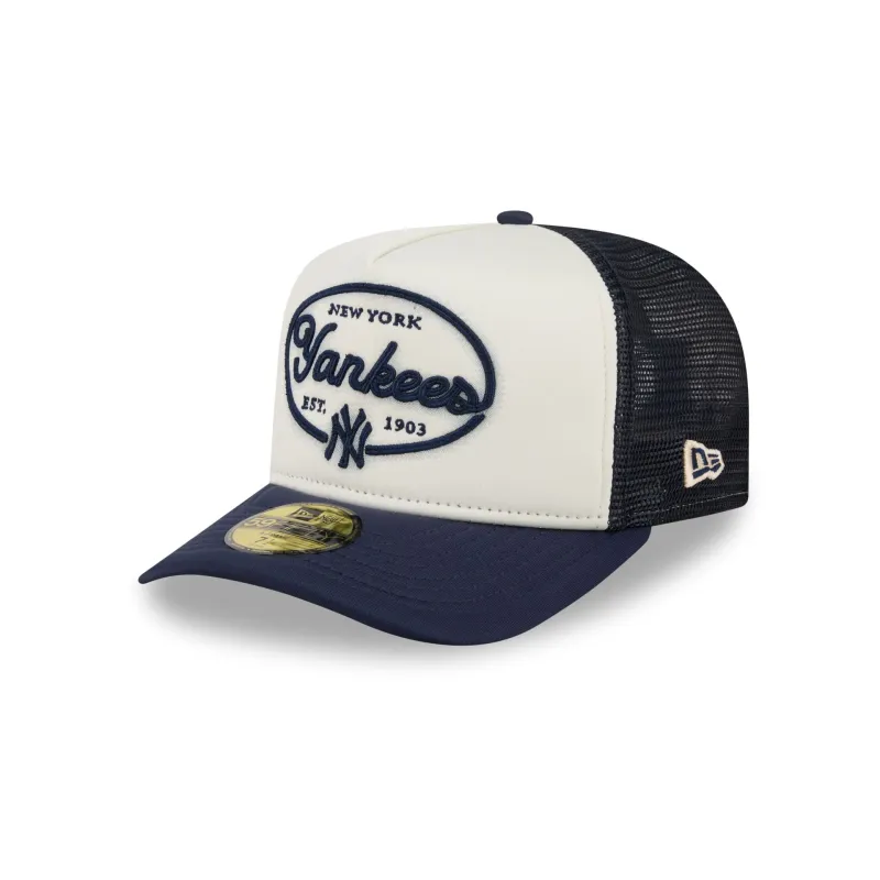 New York Yankees Chrome 59FIFTY Fitted Trucker Hat made by New Era