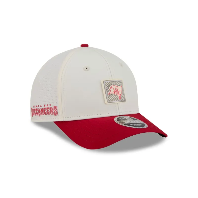 Tampa Bay Buccaneers 2026 Training 9FORTY M-Crown Snapback Hat made by New Era