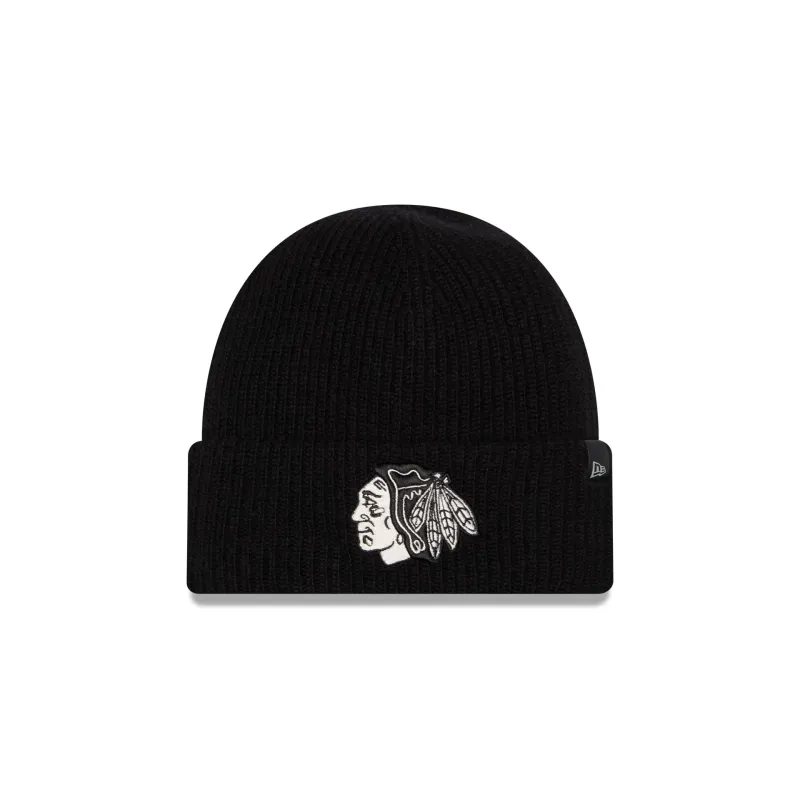 Chicago Blackhawks Woolen Black Short Cuff Knit Beanie Hat made by New Era