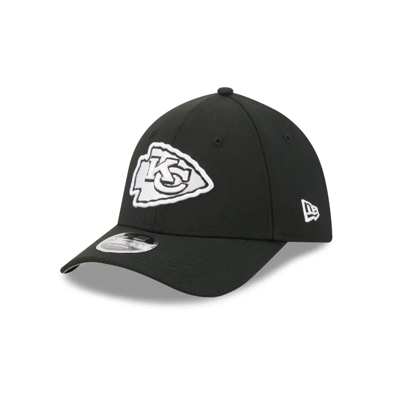 Kansas City Chiefs Poly Black & White 39THIRTY M-Crown Stretch Fit Hat made by New Era