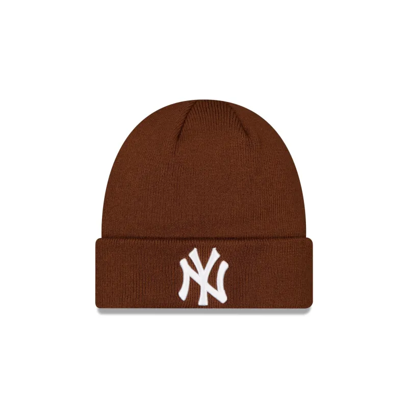 New York Yankees League Essential Brown Beanie Hat made by New Era