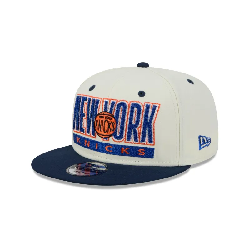 New York Knicks Classic Stacked Chrome 9FIFTY Snapback Hat made by New Era