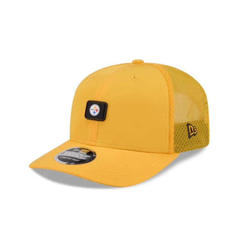 Pittsburgh Steelers Mini Badge 9SEVENTY Trucker Hat made by New Era