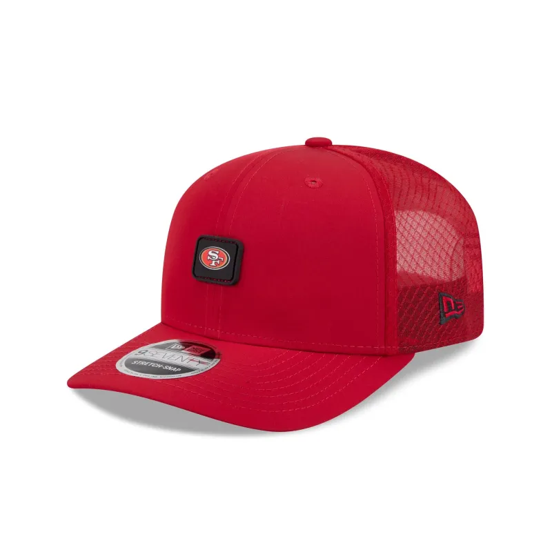 San Francisco 49ers Mini Badge 9SEVENTY Trucker Hat made by New Era
