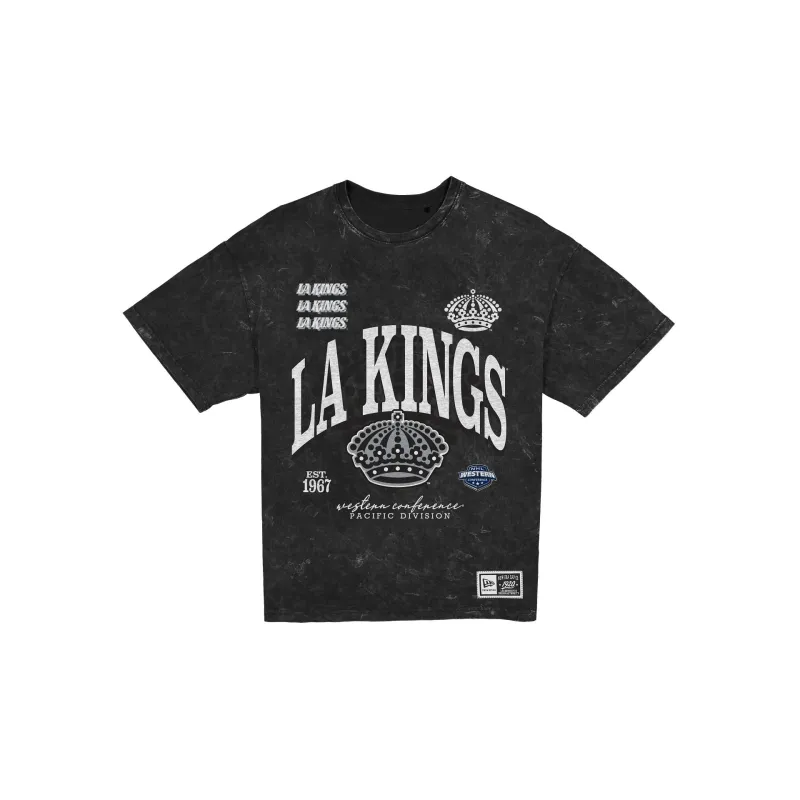 Los Angeles Kings Women's Throwback Oversized Washed T-Shirt made by New Era