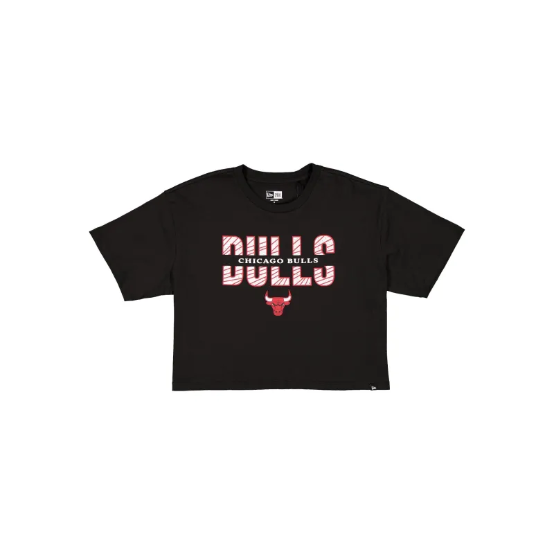 Chicago Bulls Women's Cropped Split T-Shirt made by New Era