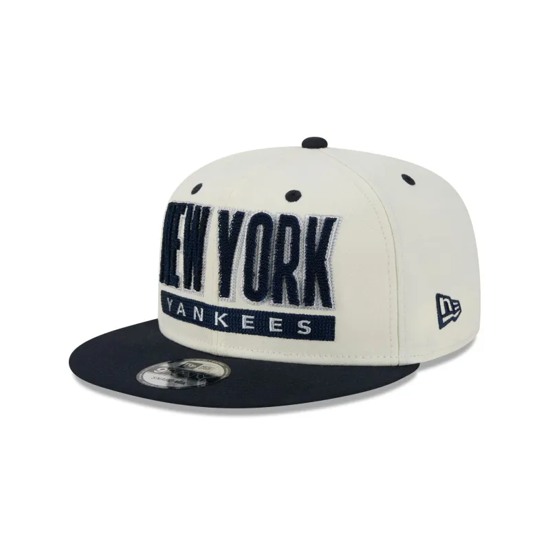 New York Yankees Classic Stacked Chrome 9FIFTY Snapback Hat made by New Era