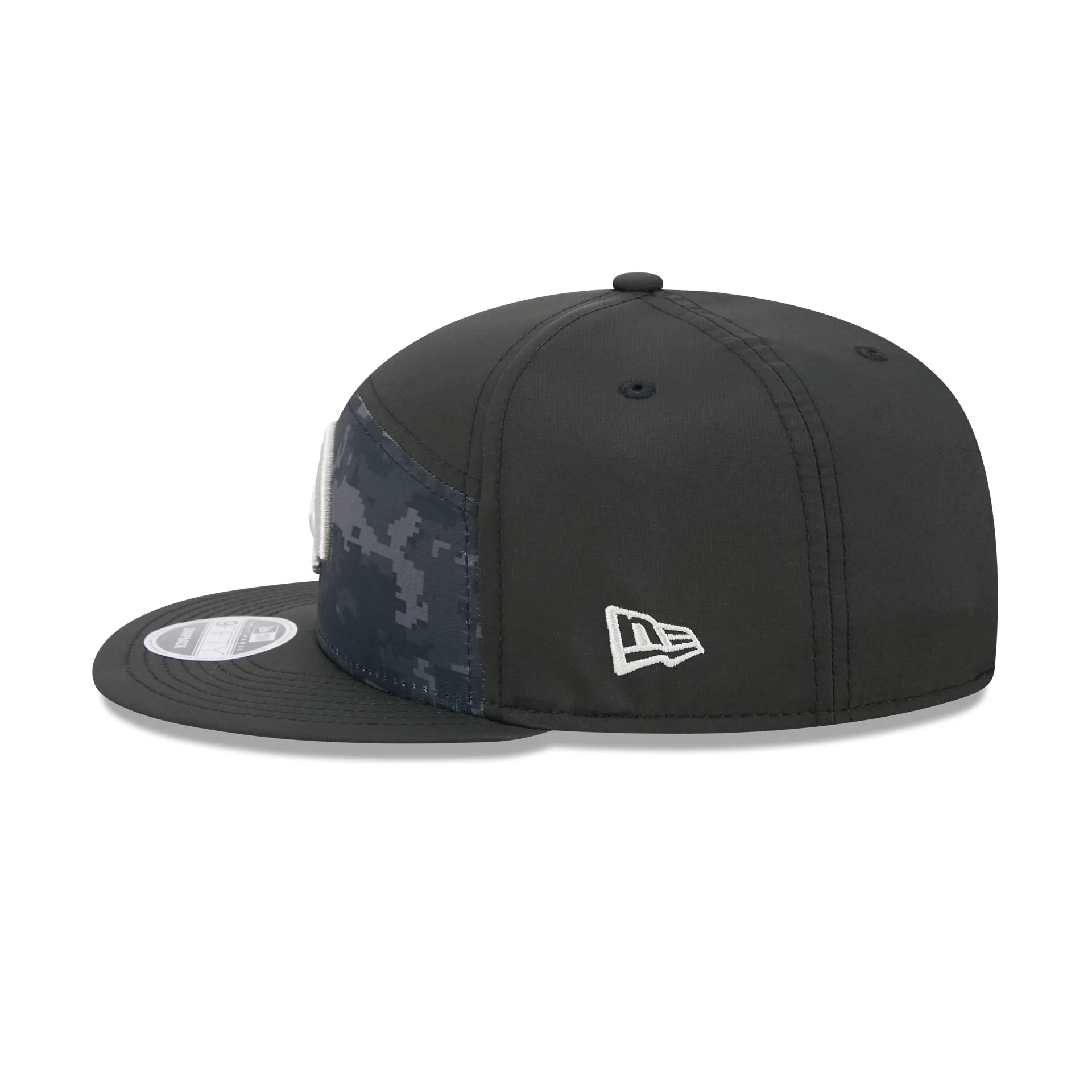 Los Angeles Rams 2026 Salute to Service Split Panel 9FIFTY Snapback Hat sold by New Era product image thumbnail 5