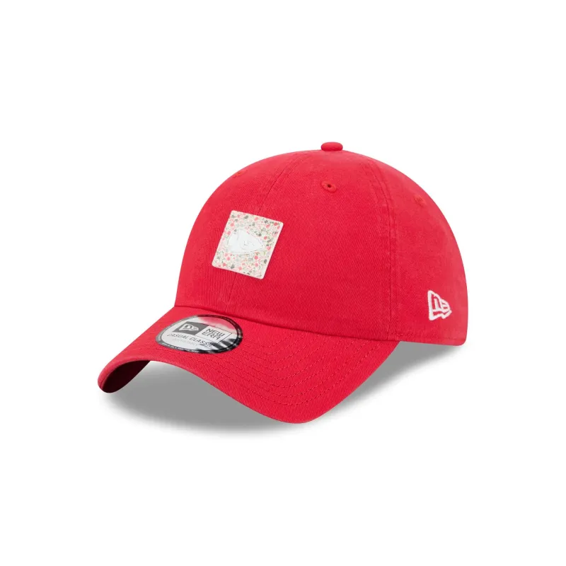 Kansas City Chiefs Ditsy Floral Casual Classic Adjustable Hat made by New Era