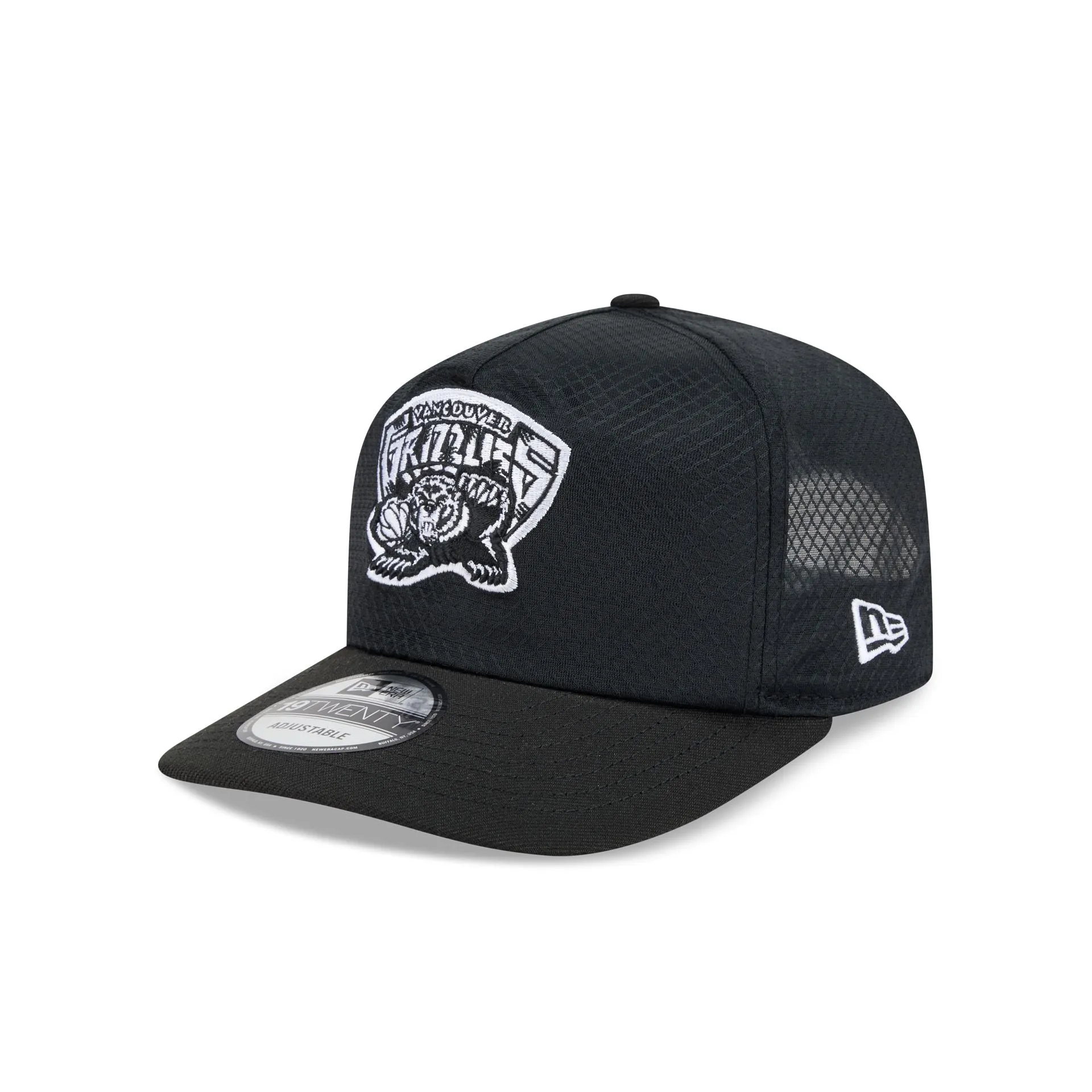 Vancouver Grizzlies Black & White Mesh 19TWENTY Trucker Hat sold by New Era