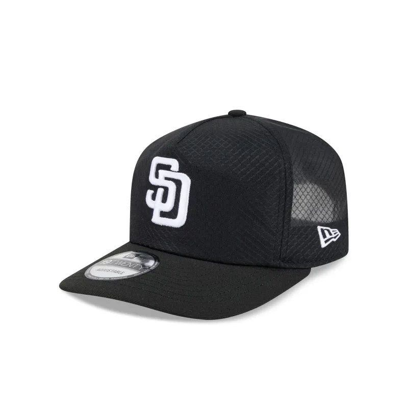 San Diego Padres Black & White Mesh 19TWENTY Trucker Hat made by New Era