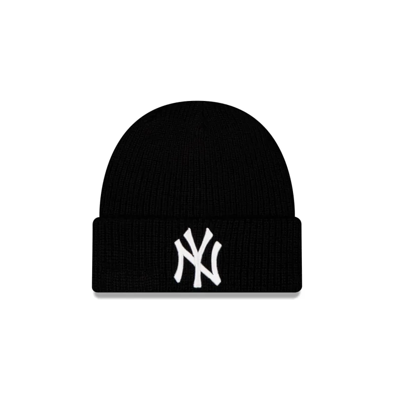 New York Yankees Black Cuff Knit Beanie Hat made by New Era